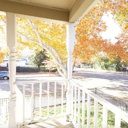 A+ 2 Bedroom Victorian Home Away From Home Sacramento Eksteriør billede